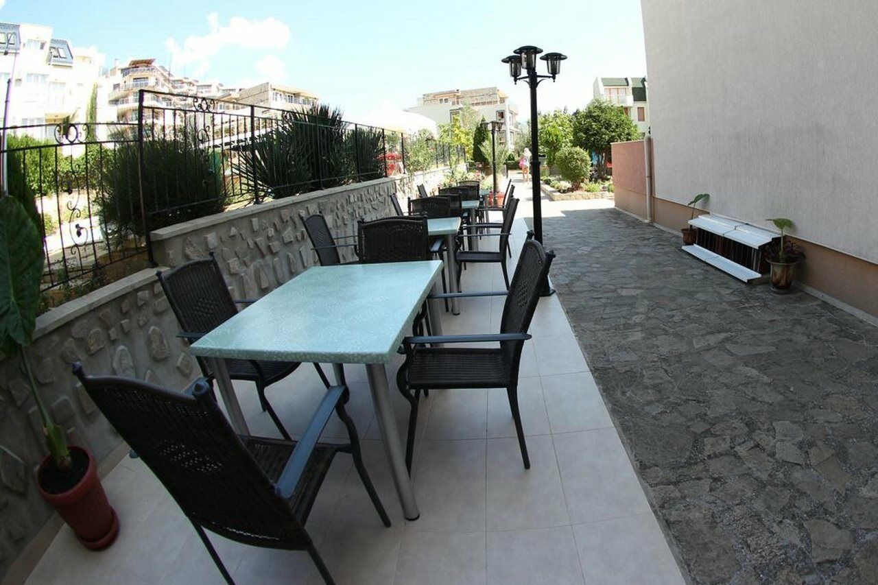 Family Hotel Venera Свети-Влас Экстерьер фото