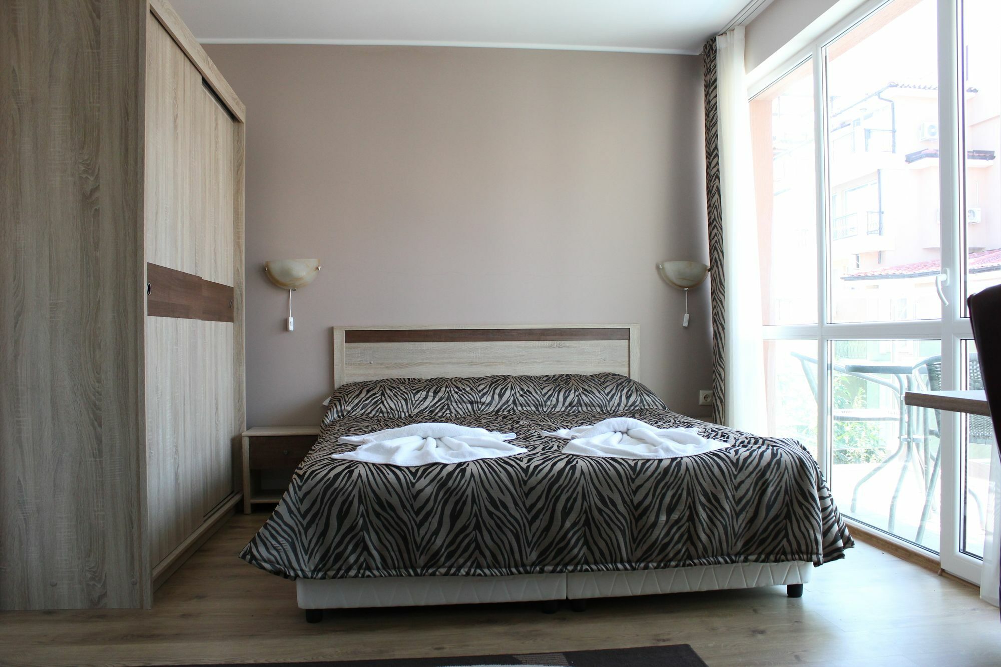 Family Hotel Venera Свети-Влас Экстерьер фото